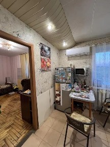 Продам 2 ком. кв Правый берег. Осипок