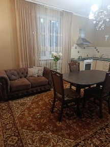 Дом 120кв. м. Земли 6,6сот-Гос. Акт. Гараж на 2 авто. Центральна я канализация, газ, свет, вода.