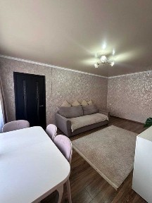 Продаж 2-кімнатної квартири | Умань, вул. Небесної Сотні