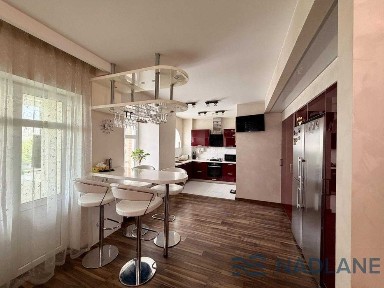 БЕЗ % Продаж квартири 128 м2 з 2 паркомісцями, Поділ