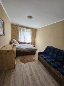 Продаж затишної трьохкімнатної квартири на вул. Стрийській- комфортний третій поверх