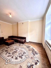 Продається 3-кім. квартира в австрійському буд. біля парку Шевченка