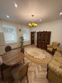 2К Боричів Узвіз, 5 Поділ Поштова Площа