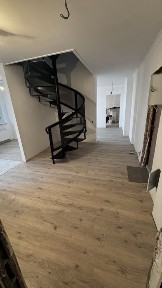 Продаж 2 рівневої квартири Вишгород Шолуденка 18 А