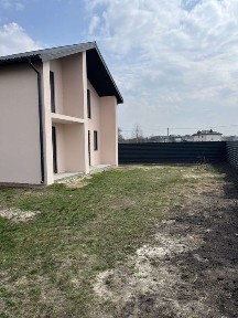 Будинок у передмісті Києва 126кв. м з земельною ділянкою 5,45сот