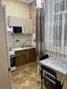Продам 1 к кв, центр города, м.Защитников Украины\Захистників України