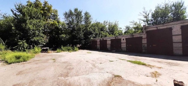 Майновий комплекс 544 м2, 0,1 га. Кривий Ріг, вул. Тбіліська 8А