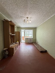 Продаж 2 кімн. мікрорайон Сонячний 21