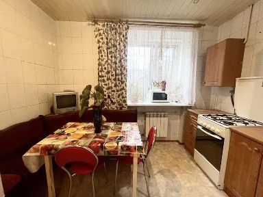 Продам 3 кімнатну квартиру Робоча / Каверіна, цегляний будинок