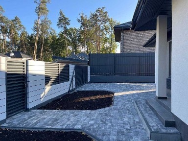 Будинок з ремонтом, терасою на 5 сотках в Лісовій Бучі! Газ + 15квт ел.