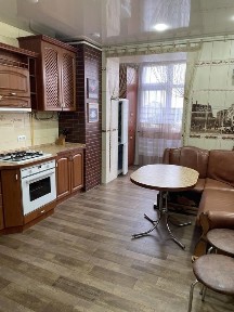 Оренда однокімнатної квартири площею 50 кв. м по вулиці Замартинівська