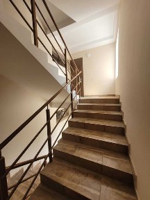 3кім. квартира в зданій новобудові