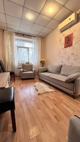 Продаж 2к кв. Центр міста, поруч проспект Поштовий