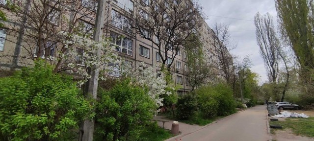 Борщагівка, бул. Руденко ( Кольцова ) 5