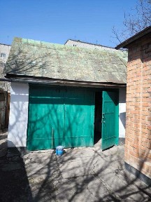 Продаж будинку в тихому районі