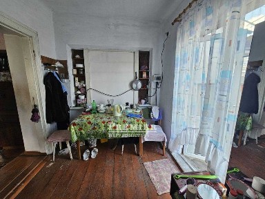 У продажу 1/2 будинку у с. Олександрівка