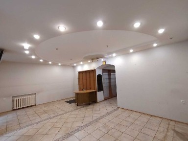 Здається комерційне приміщення на вул. Короленка