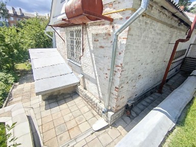 Частина будинку 75м². 4 сотки. Окремий двір. Автономне опалення.