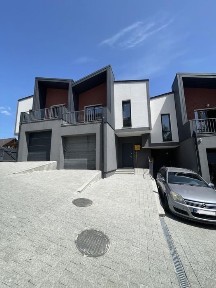 Продаж котеджу будинку таунхауз Майорівка Пасічна