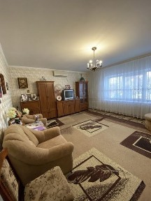 Продам добротний будинок