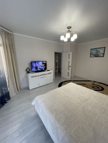 Посуточно квартира Таирова, Киевский, пр-т Небесной сотни, Сити Центр