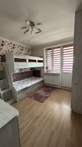 Продається новобудова в тихому районі