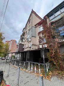 Продам 2к. квартиру Центр (Херсонская)