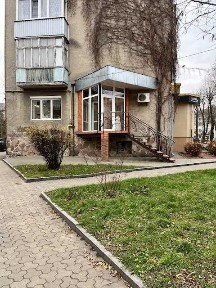 Продам комерційне приміщення в центрі міста