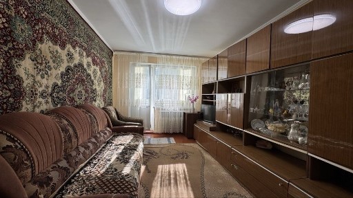 Продаж 2х кімнатної квартири на Крошні