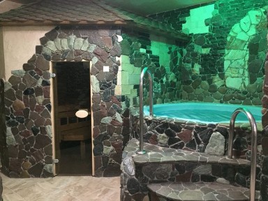 Київ, Оболонський, Колнышевского 7