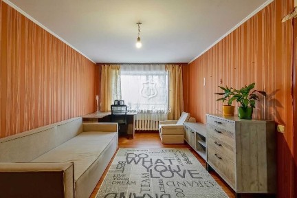 Квартира 2к. Гарний стан. Харьківське шосе, 12, Соцмісто, Дніпровський район