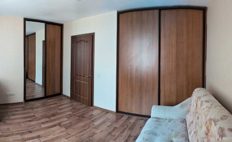 Продаж 2-х кімнатної квартири з ремонтом ЖК 