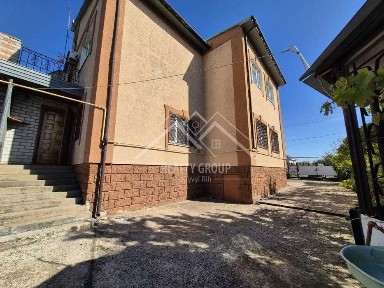 Дніпропетровська обл., Криворізький район, с. Новоіванівка
