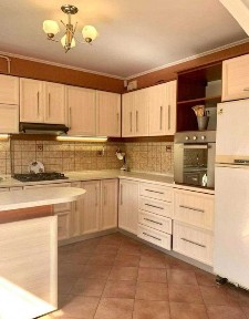 (3-50) Капитальный дом в Крыжановке