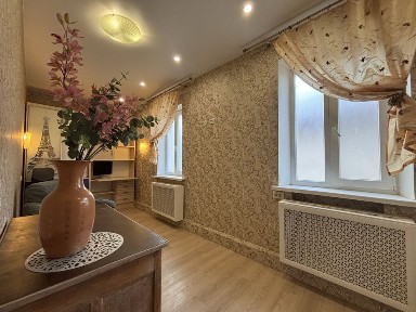 Продам дом в пригороде Днепра! 130м2, 18 соток. Сад и гараж.