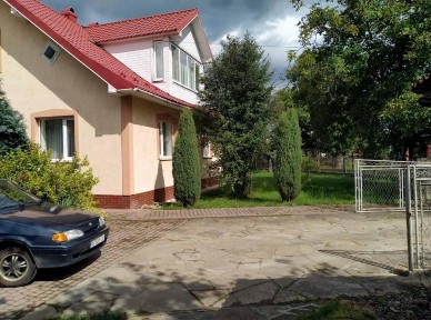 Продається будинок в Яремче