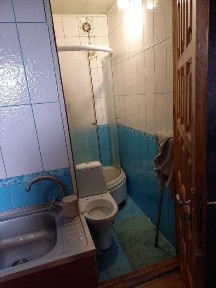 Продам гостику Баварія (свій санвузол)
