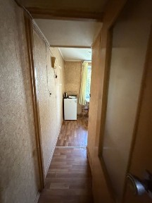 Продам 2 к квартиру космос 1 поверх