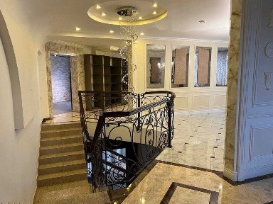 Довгострокова оренда комерційного приміщення 700 м2 центр, Спаська/Шнеєрссона