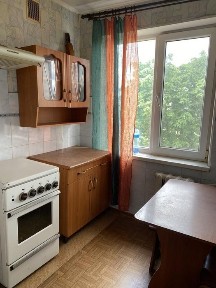 Двушка на Ювілейній (Подбєльского).
