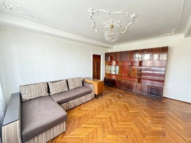 Київ, Печерський, Кловський узвіз 24