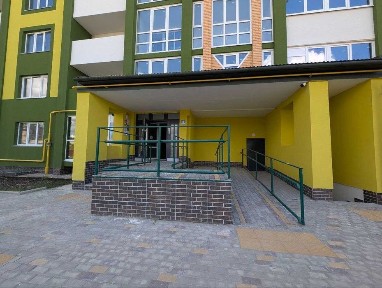 Продаж трикімнатної квартири в новобудові