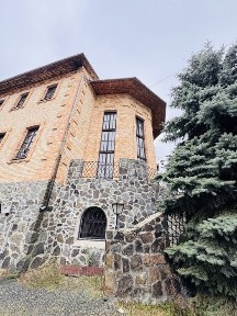 Два будинка, 13 соток в Ірпіні, вул. Соборна/Шкарівських.
