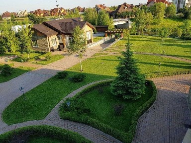 Продам будинок 700м. кв в к. м.