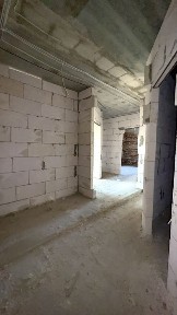 ПРОДАЄТЬСЯ дворівнева квартира в центрі міста