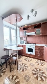 Продам 2х. ком. квартиру пр. Университетский, Новинка, Автовокзал
