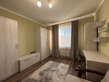2к квартира, левый берег, ул. Котляревского 11А
