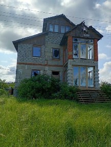 Продам дом коттедж -550м2 15 соток ближайший пригород