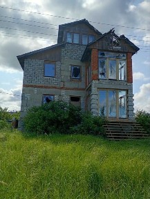 Продам дом коттедж -550м2 15 соток ближайший пригород