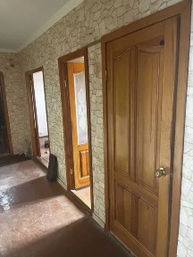 Пропонуємо на продаж простору 3-кімнатну квартиру Жадова